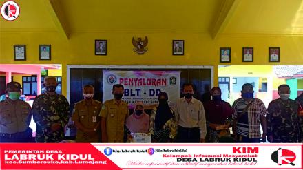 Pembagian BLT DD Desa Labruk Kidul